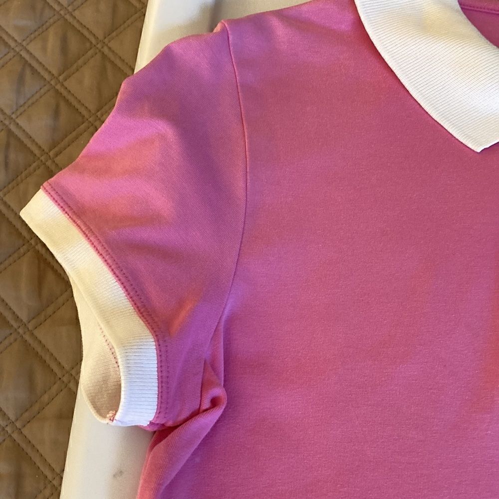 Lily Pulitzer Shrunken Cotton Polo Shirt in Barbie Pink with White Trim. Size S. - Picture 4 of 7
